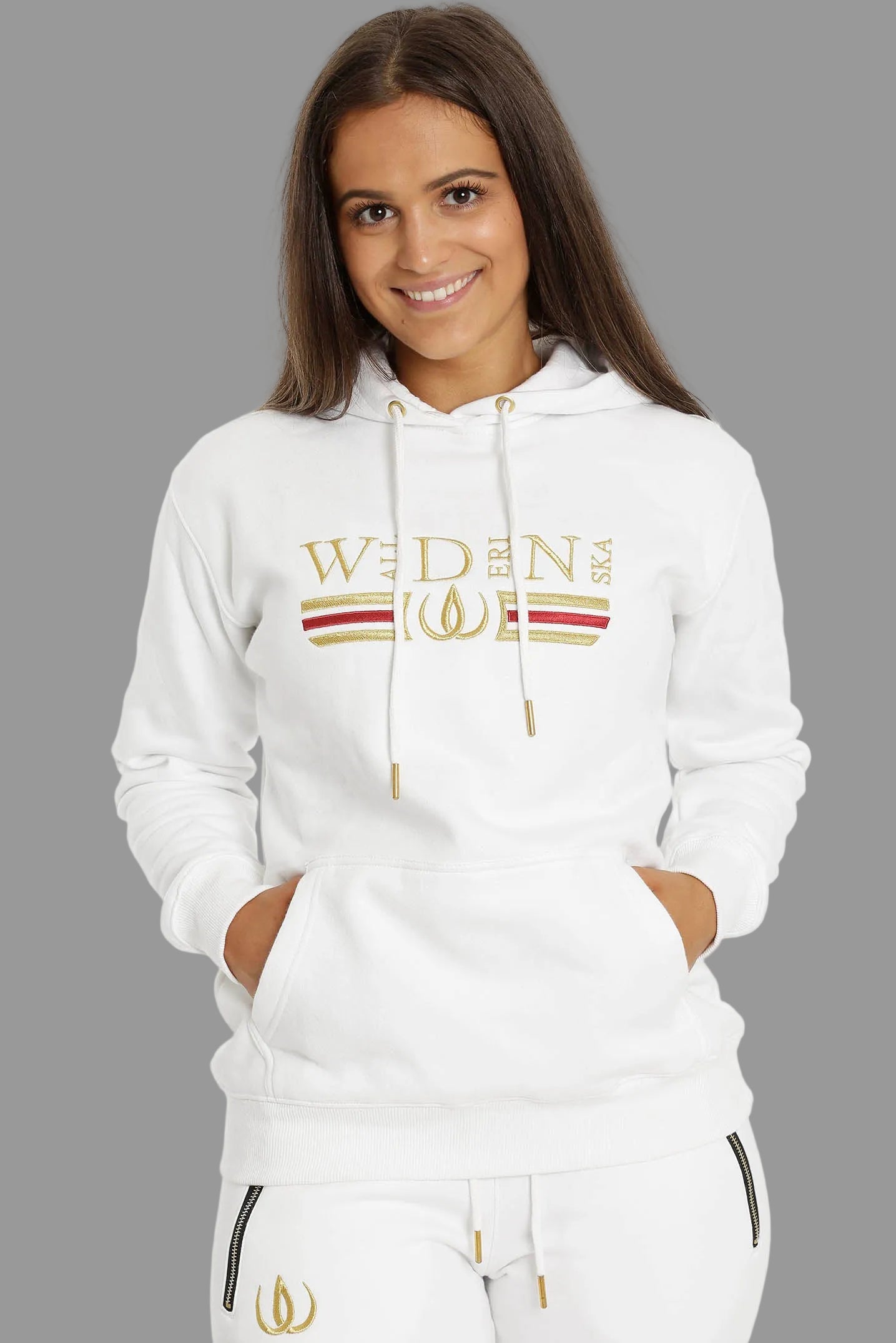Deluxe Hoodie Vit framifrån — premium huvtröja Wallderinska