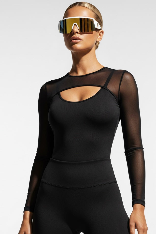 Edge Långärmad Mesh Tröja framifrån — Wallderinska Sport Couture