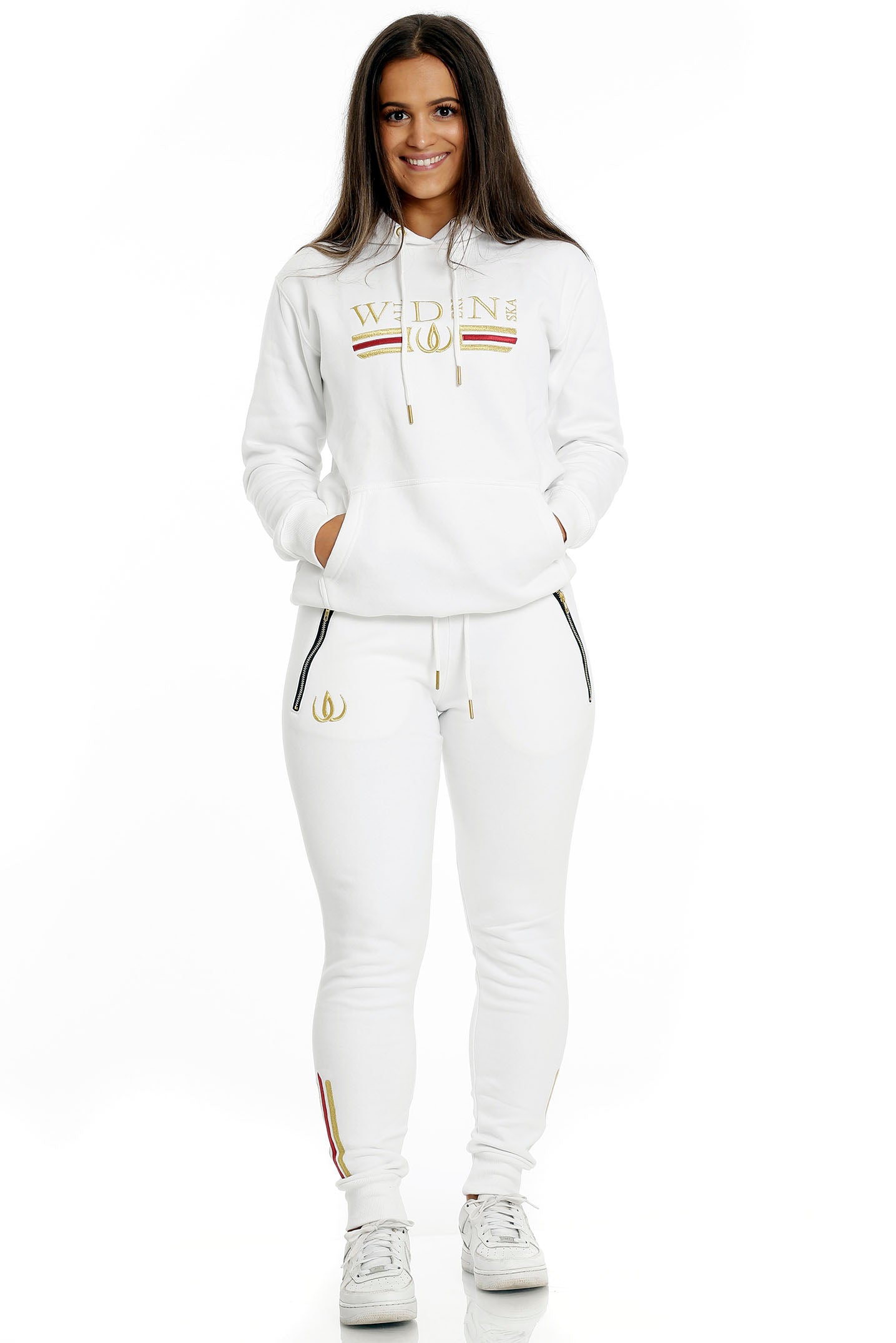 Deluxe Joggers Vita matchad med Deluxe Hoodie