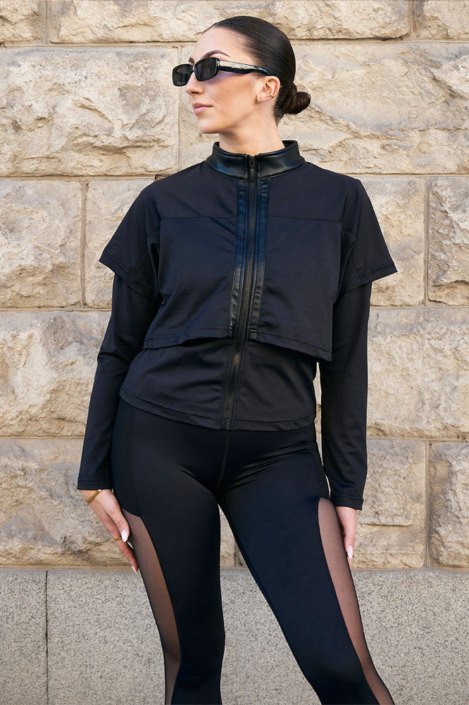 Edge Svart Träningsjacka framifrån — Wallderinska Sport Couture